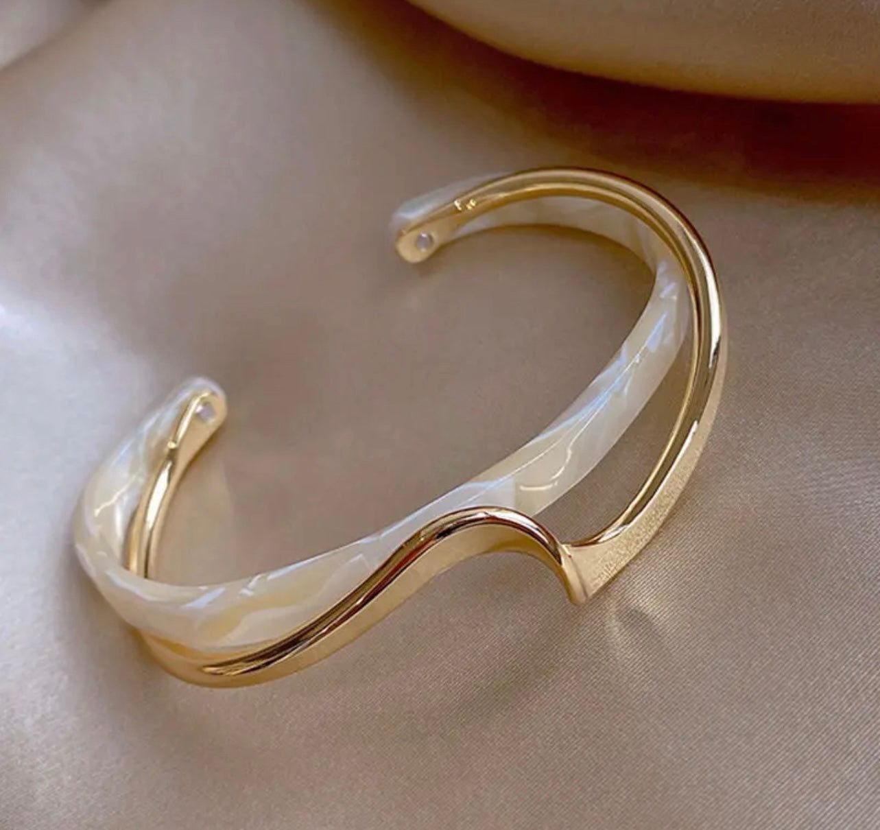 Bracelets Of Life - Maily's Classic Accessories