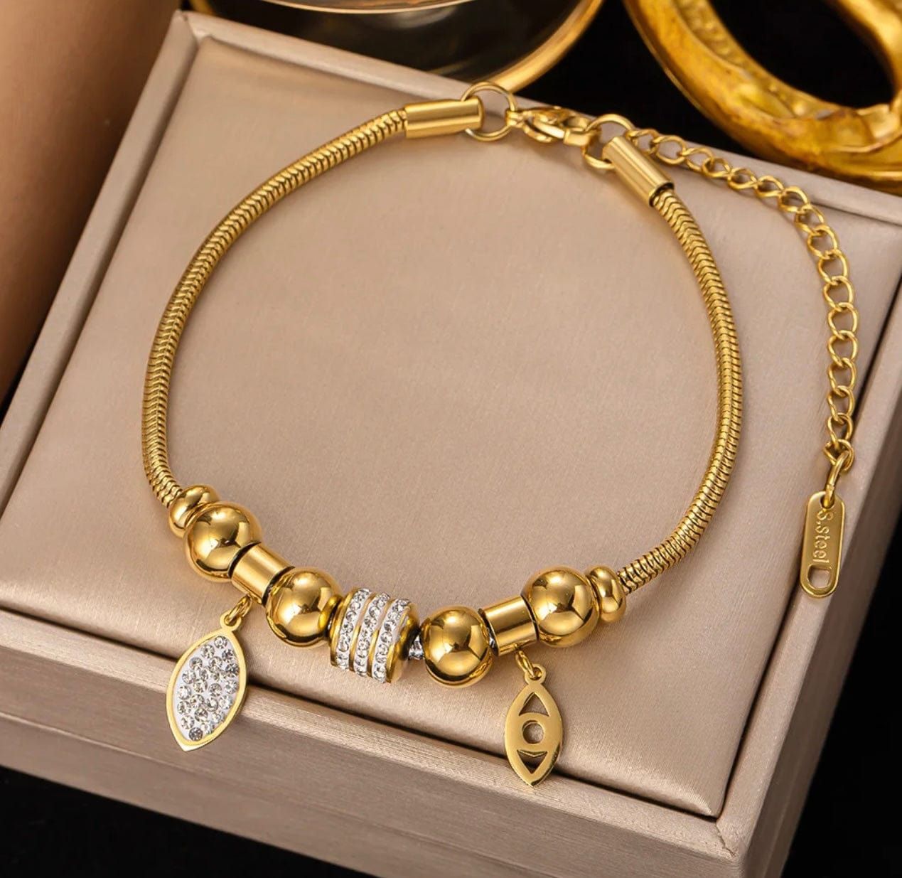 Charm Bracelets - Maily's Classic Accessories