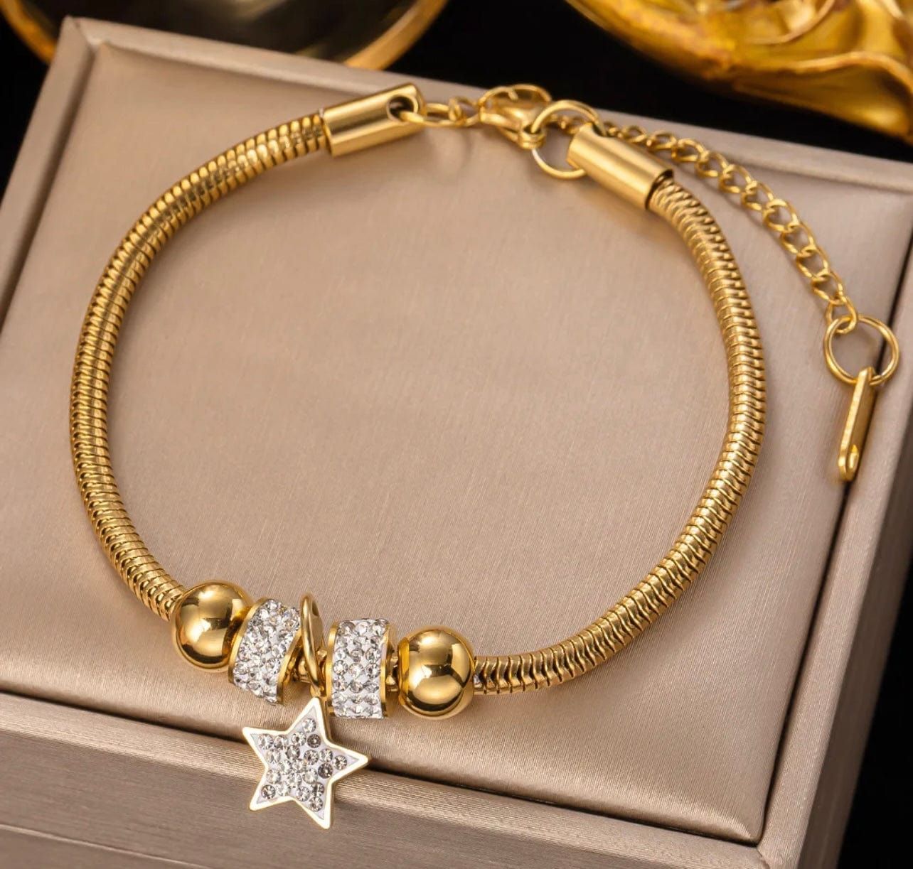 Charm Bracelets - Maily's Classic Accessories