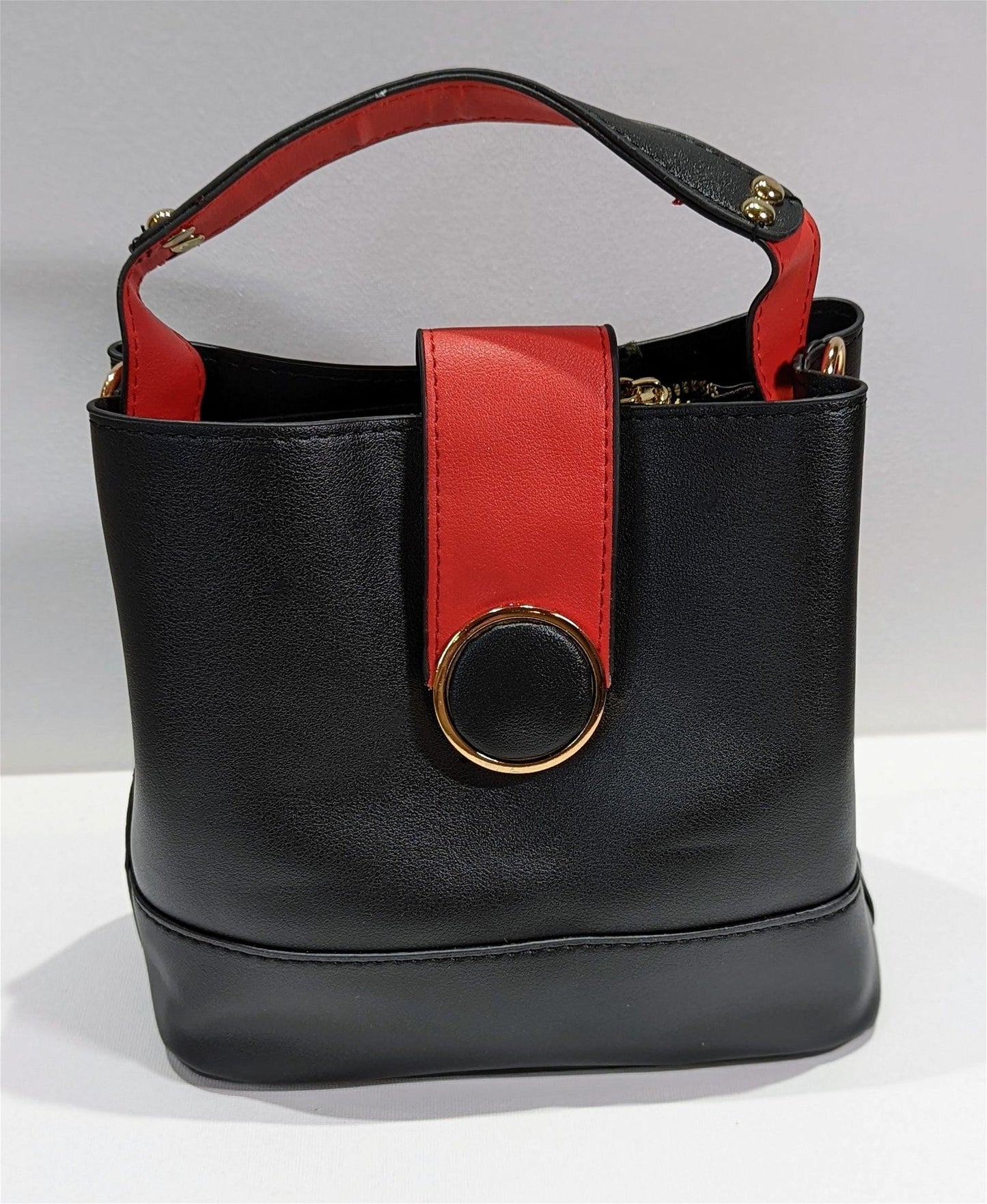 Crossbody Bag - Maily's Classic Accessories