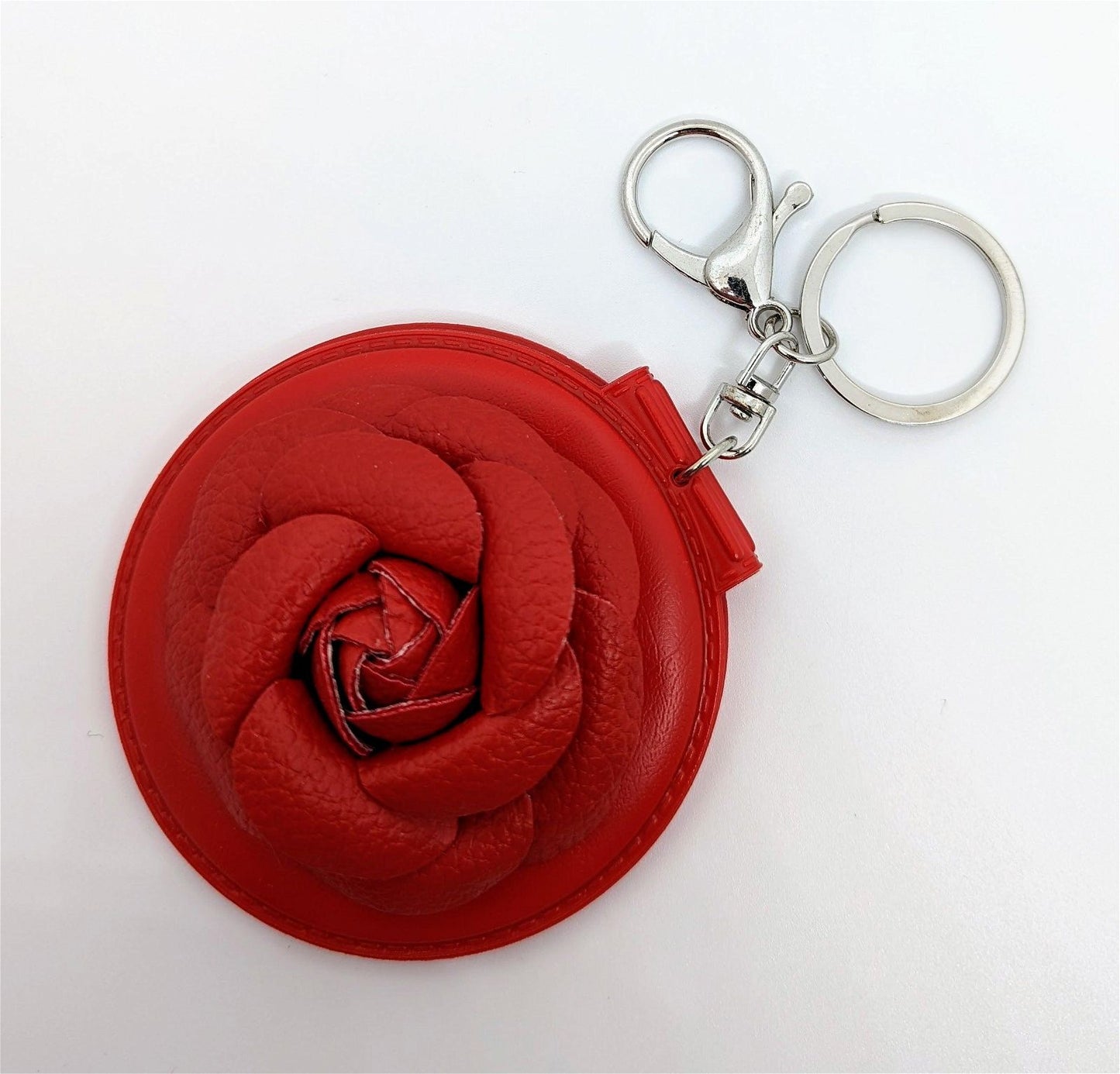 Elegant Rose Keychain - Maily's Classic Accessories