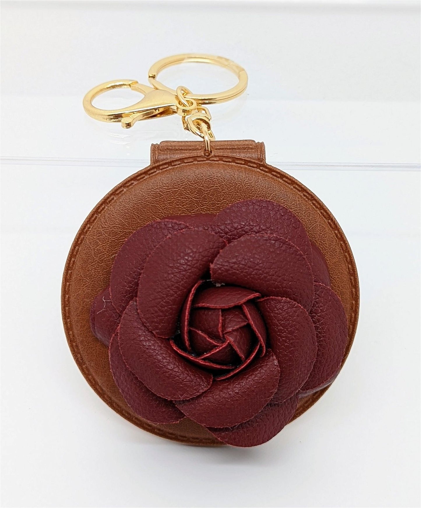 Elegant Rose Keychain - Maily's Classic Accessories