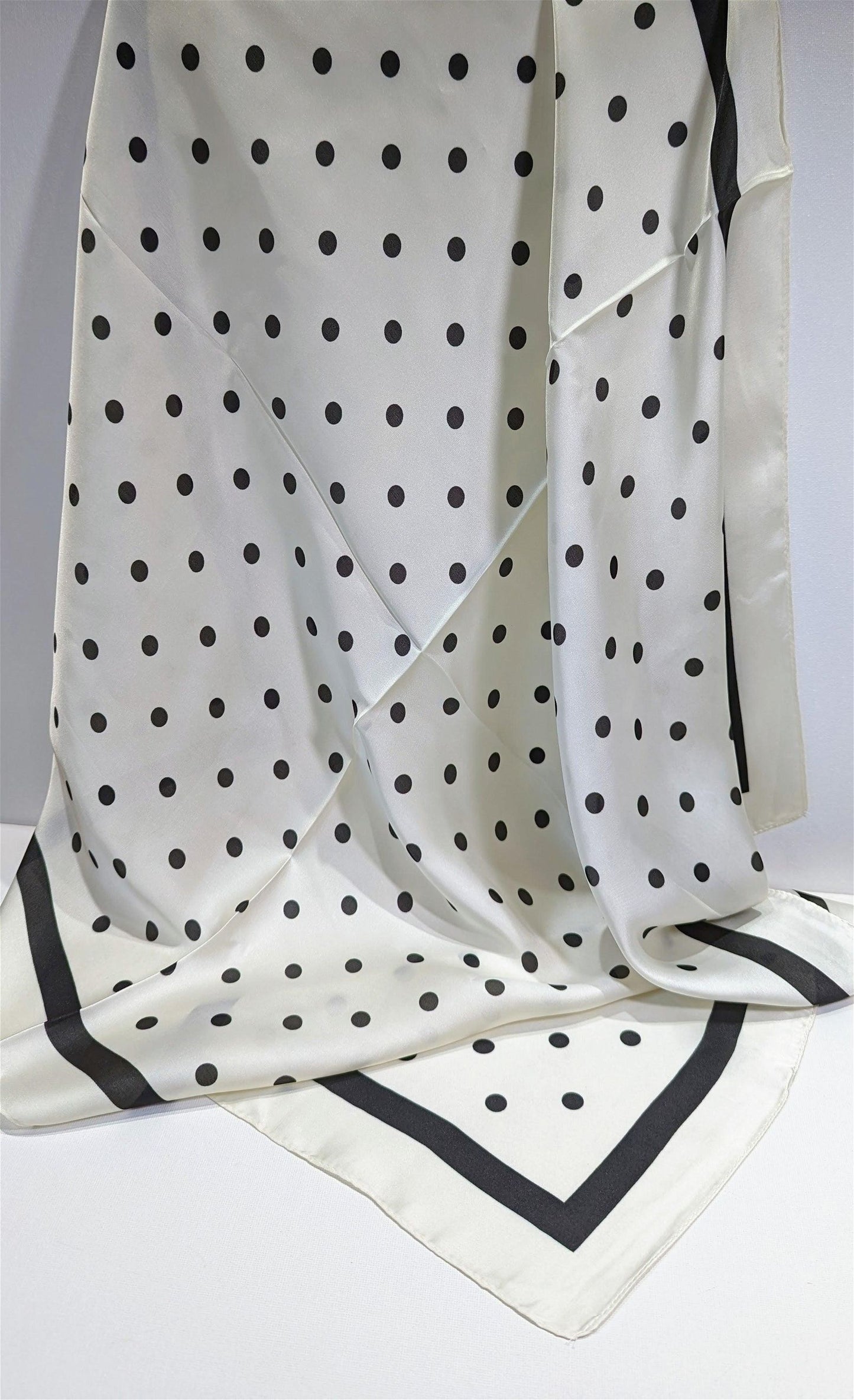 Luxury Silk Scarf - Maily's Classic Accessories