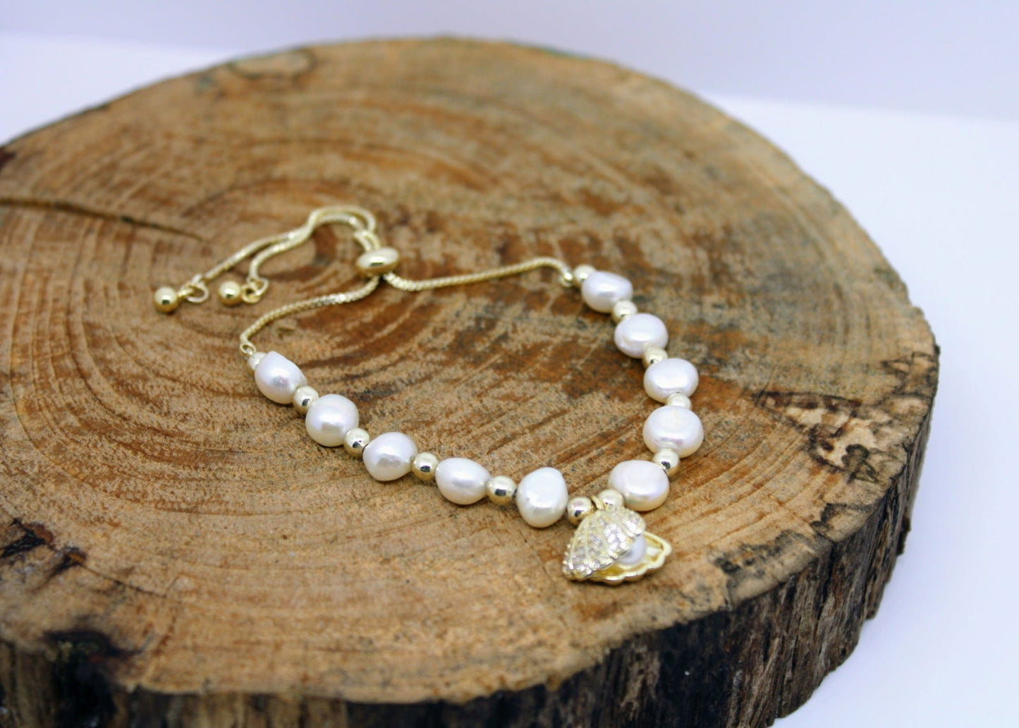 Pearl Bracelet - Maily's Classic Accessories