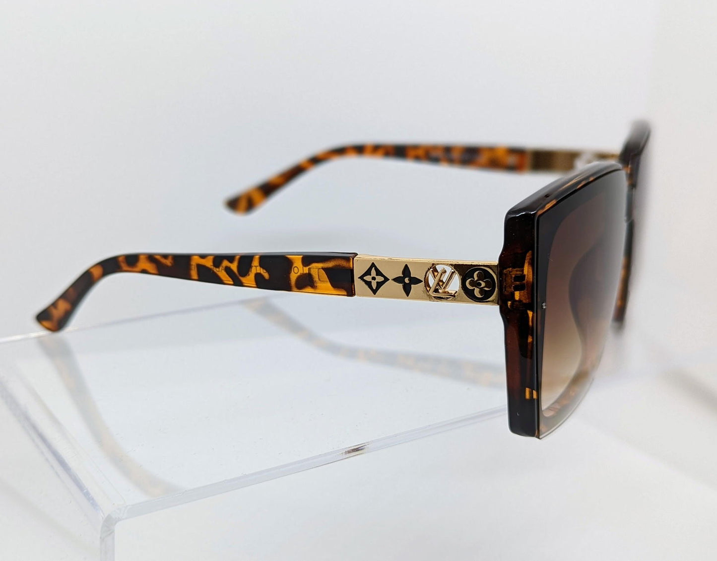 Polarized Sunglasses - Maily's Classic Accessories