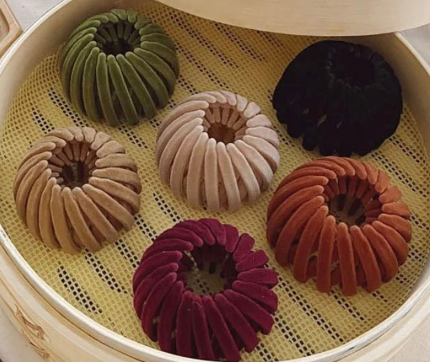 The Bird's Nest hair claw - Maily's Classic Accessories