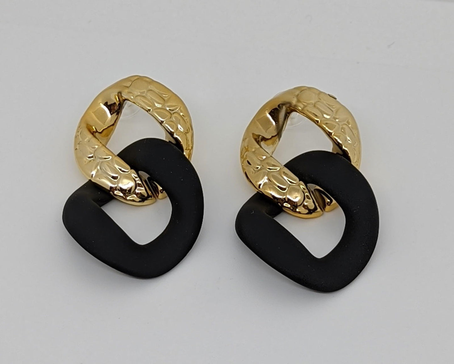 The Chain Earrings - Maily's Classic Accessories