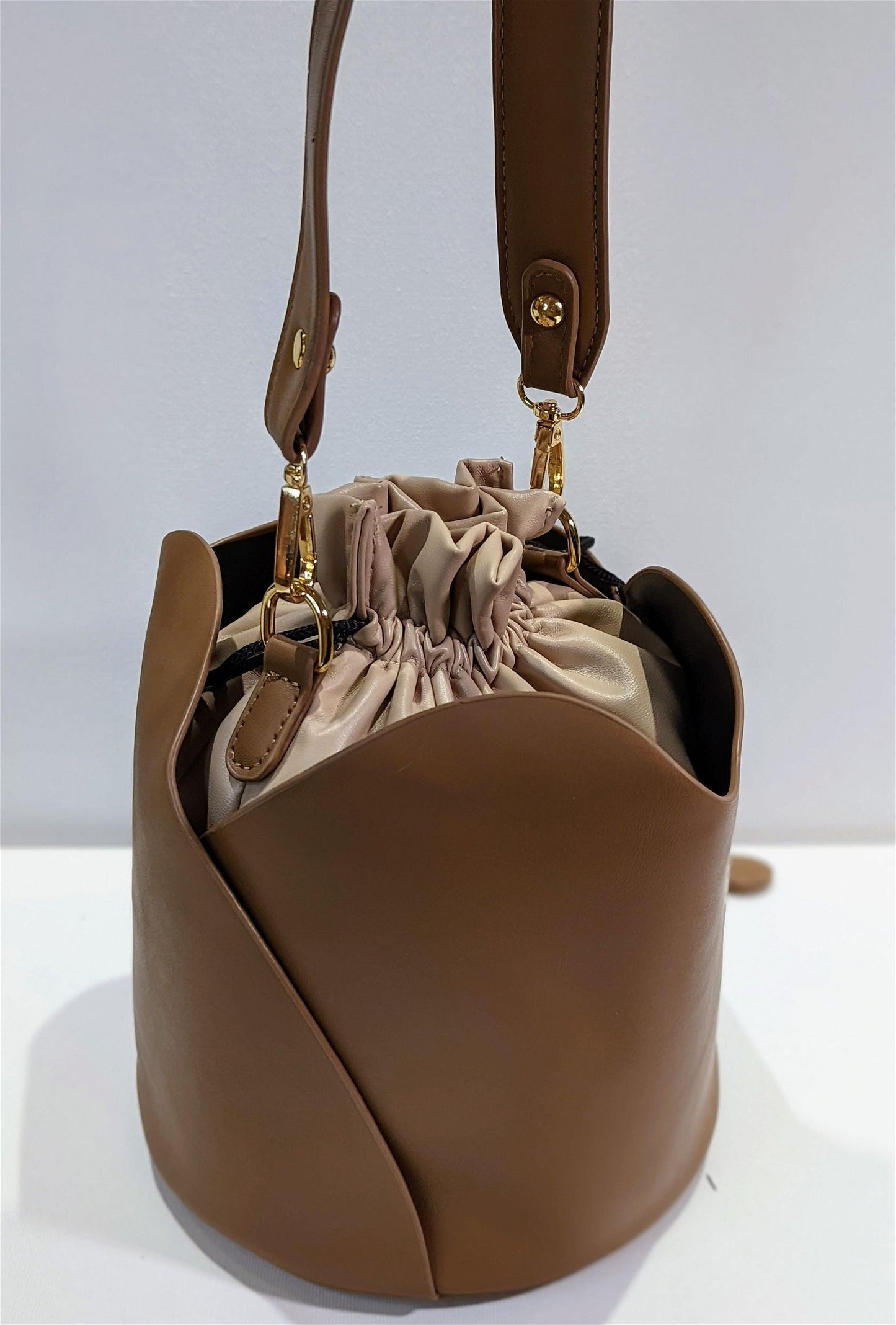 The bucket Bag - Maily's Classic Accessories