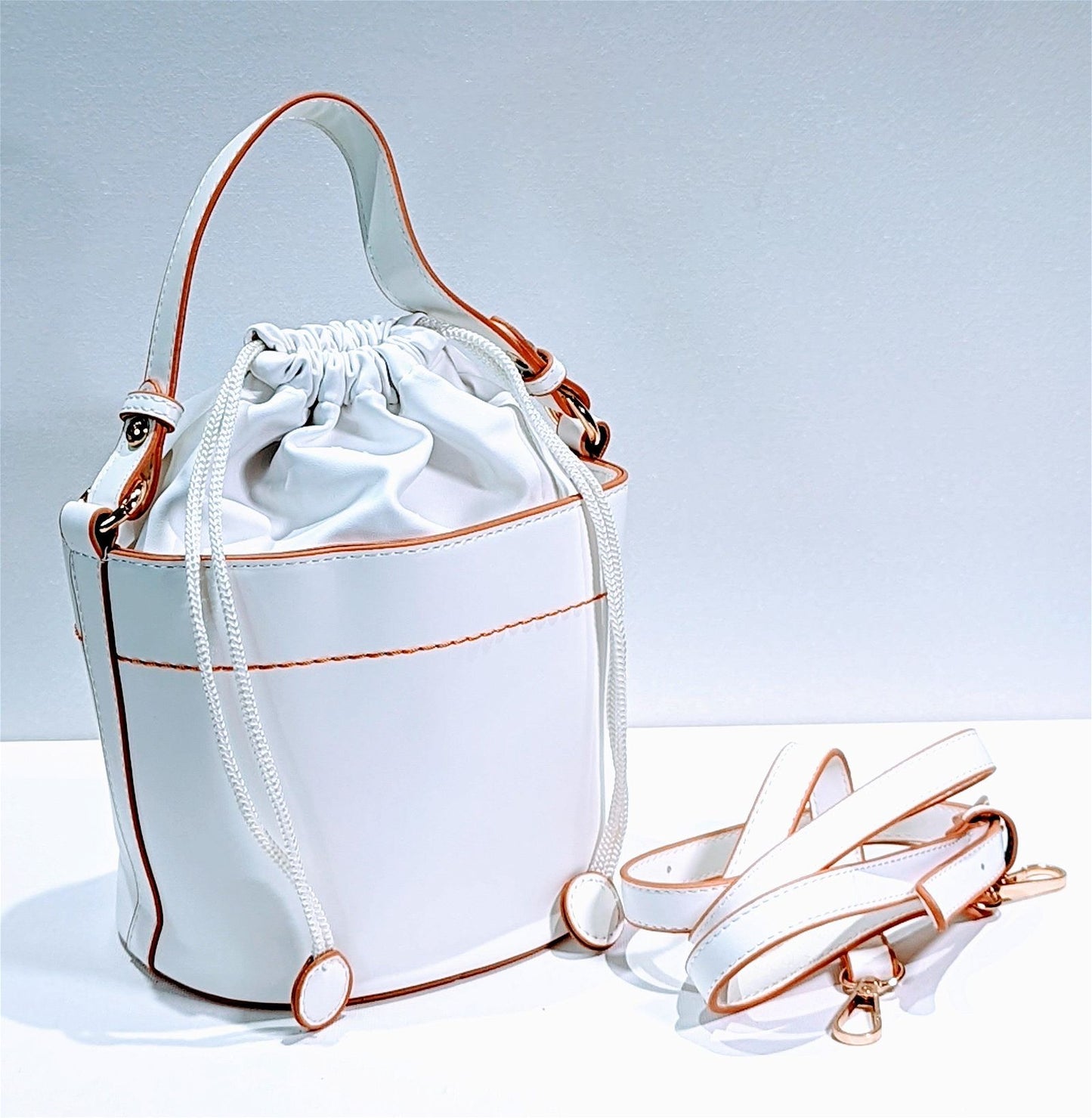 The bucket Bag - Maily's Classic Accessories