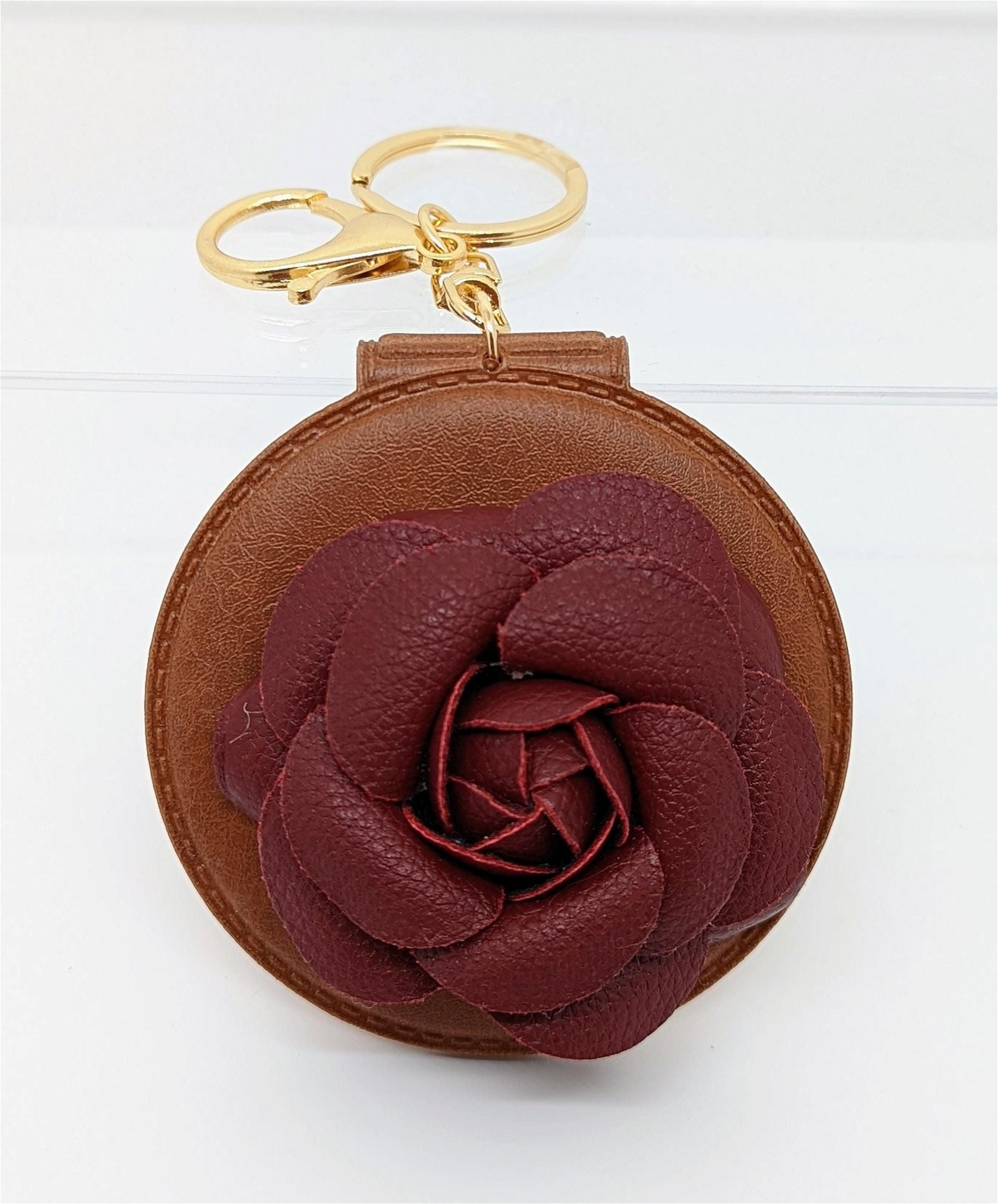 Elegant Rose Keychain - Maily's Classic Accessories