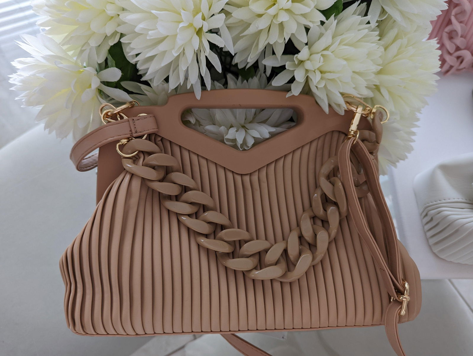 Pleated Handbag - Maily's Classic Accessories